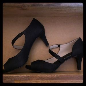 LifeStride “Soft System” Black Pumps sz 9.5
